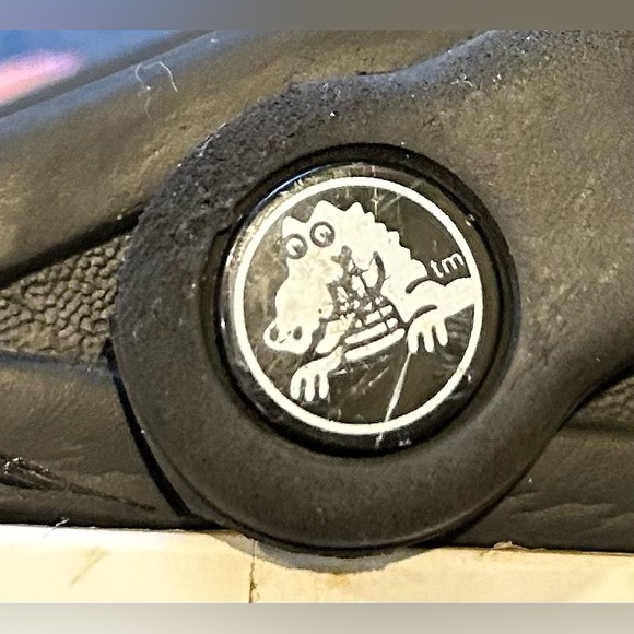 Crocs Unisex Black White Sandals Clogs  Slip on Rubber Shoes Men’s 4 Women’s 6 - Picture 9 of 10